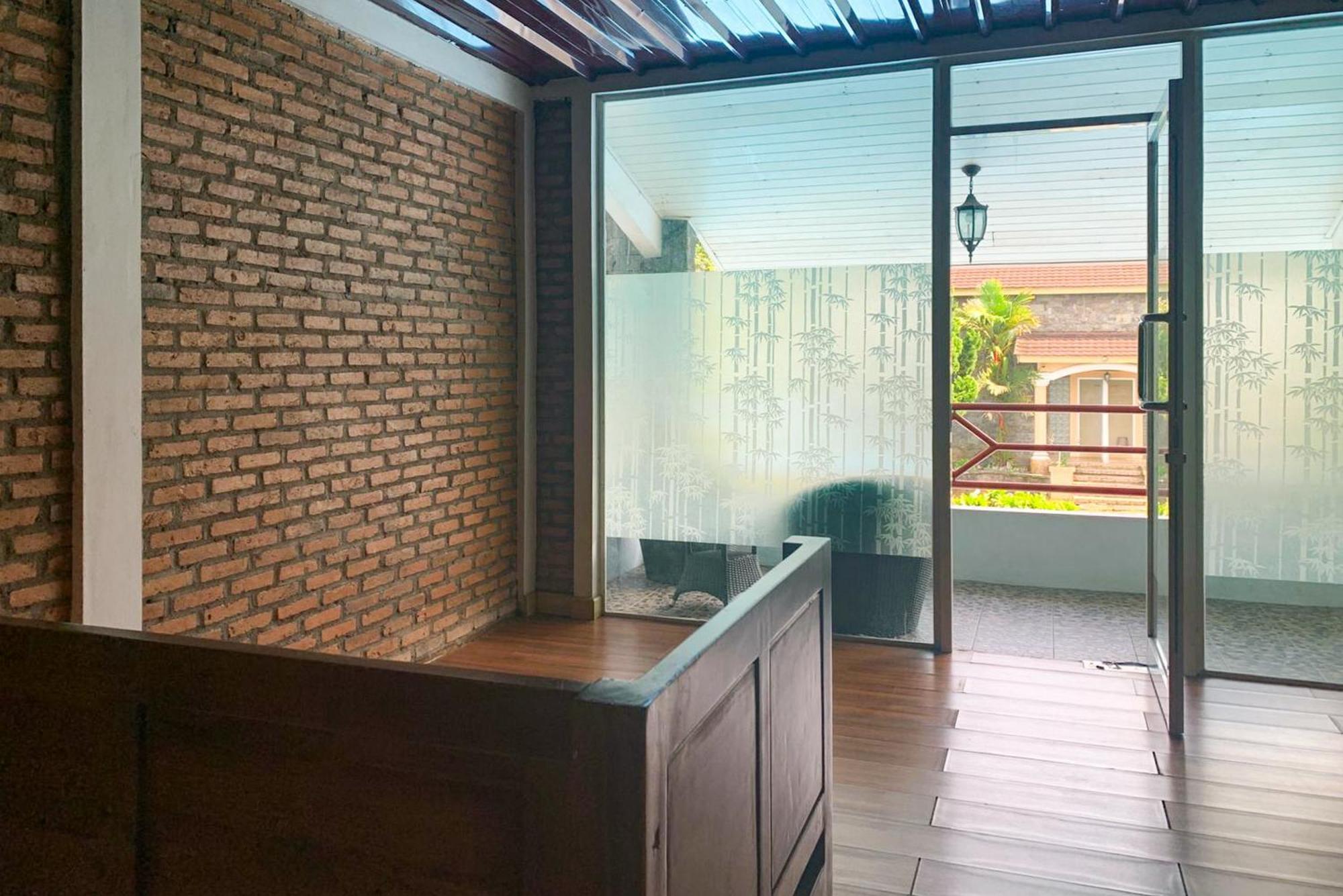 Urbanview Hotel Villa Q Gisting Bandjarnegeri المظهر الخارجي الصورة