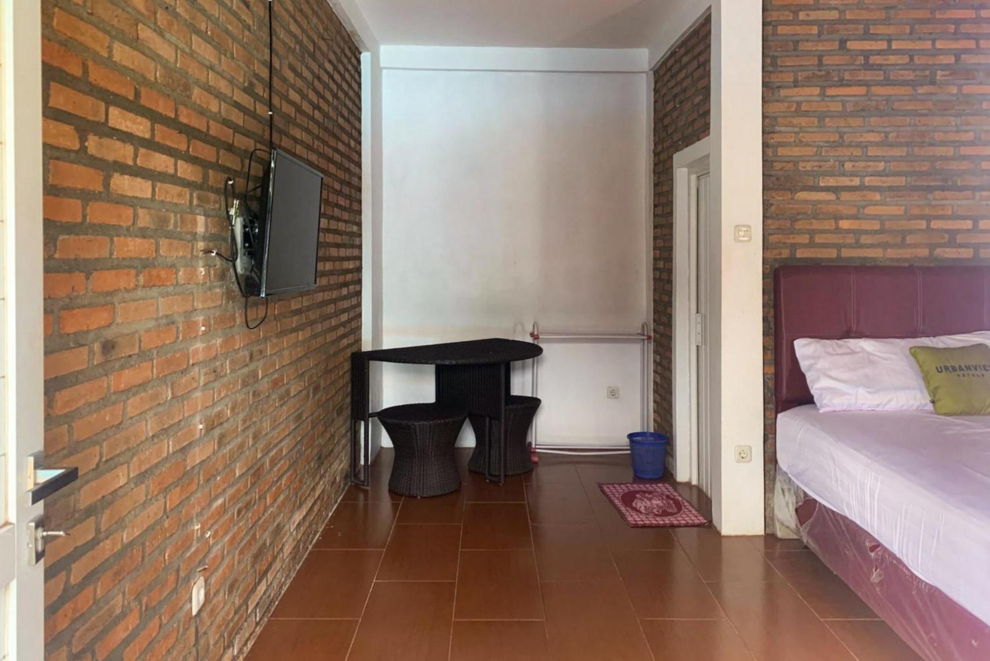 Urbanview Hotel Villa Q Gisting Bandjarnegeri المظهر الخارجي الصورة