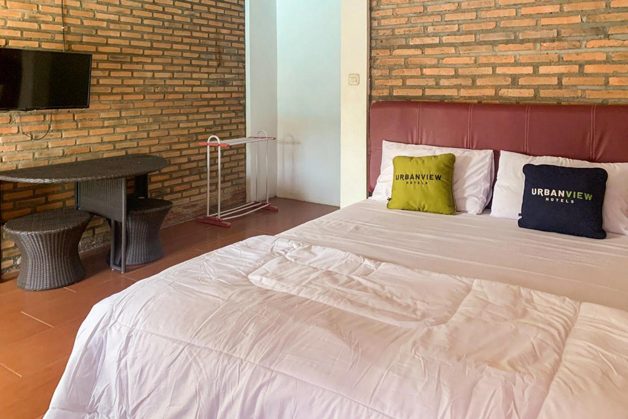 Urbanview Hotel Villa Q Gisting Bandjarnegeri المظهر الخارجي الصورة
