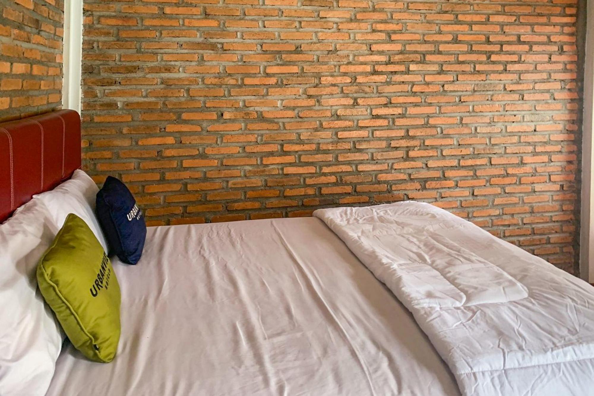 Urbanview Hotel Villa Q Gisting Bandjarnegeri المظهر الخارجي الصورة