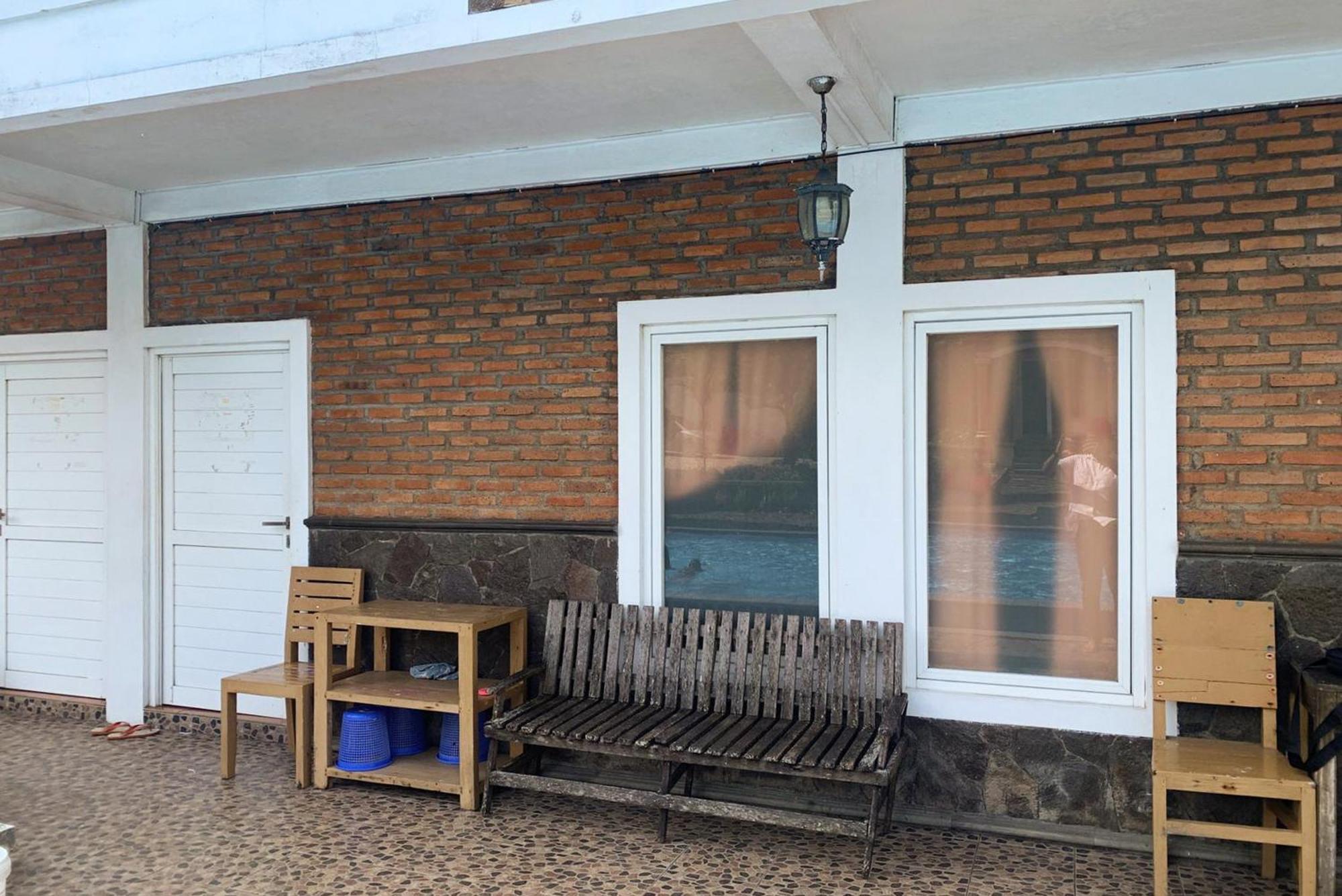 Urbanview Hotel Villa Q Gisting Bandjarnegeri المظهر الخارجي الصورة