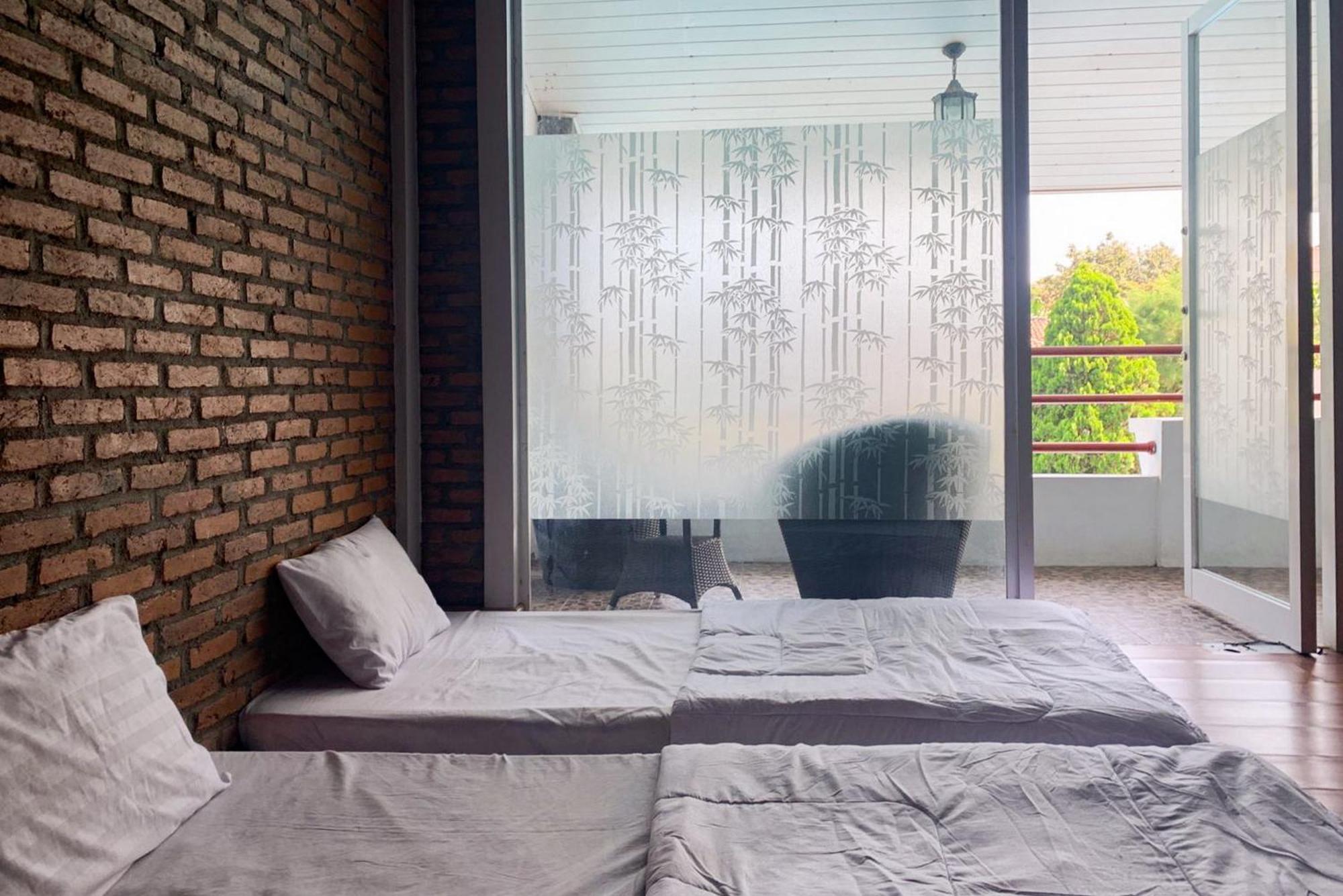Urbanview Hotel Villa Q Gisting Bandjarnegeri المظهر الخارجي الصورة